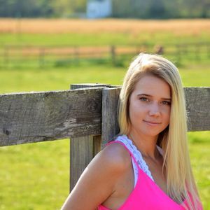 Meet your Posher, Madison